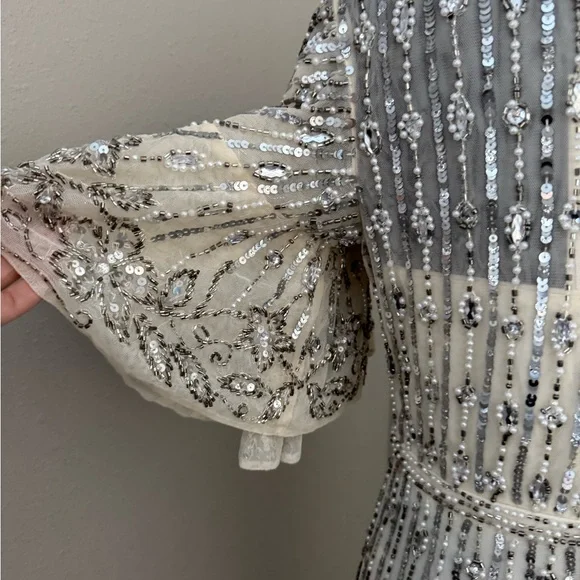 New Mac Duggal Silver Flounce Sleeve Midi Dress 5579 Size 4 - Picture 6 of 11